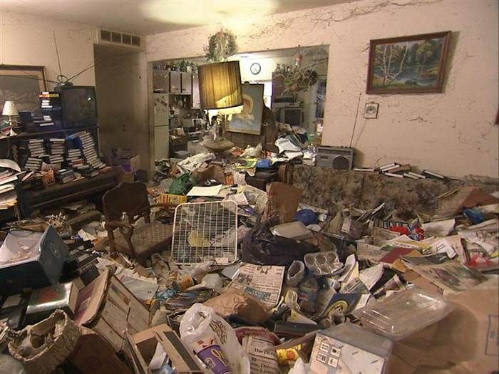 Hoarding clearance process image